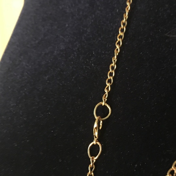 NWOT UNBRANDED GOLD/BLACK LEAF 24" NECKLACE - Picture 4 of 6